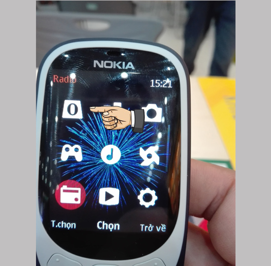 Vào Facebook trên Nokia 3310 2017